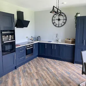  Holiday home Three-winds-guesthouse United Kingdom