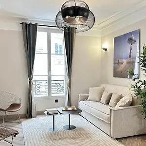  Apartment Charming With Eiffel Tower View France